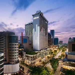فندق Hilton Orchard, سنغافورة