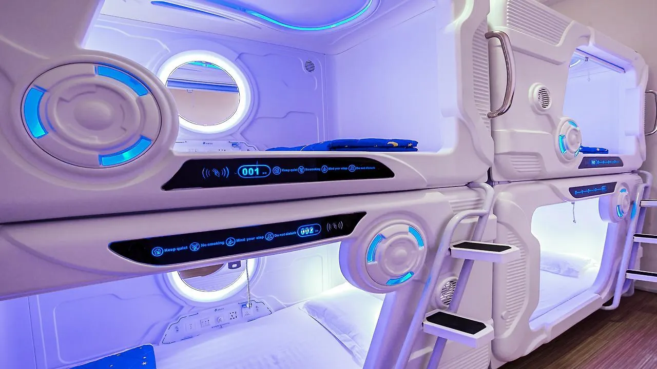 Spacepod@Com Singapur Singapur